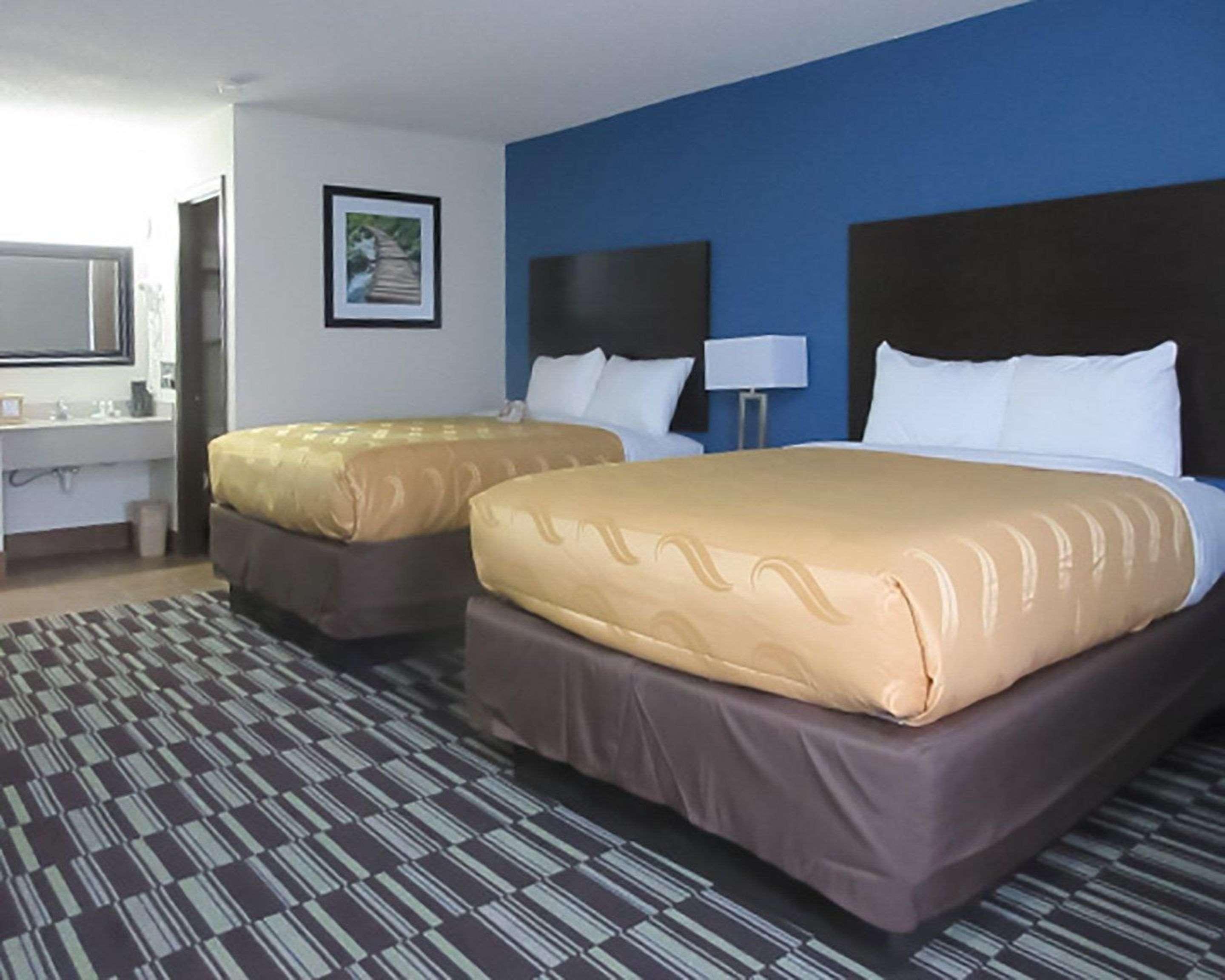 Quality Inn Фармингтон Экстерьер фото